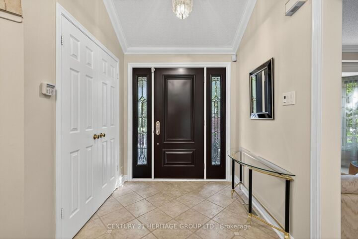 Photo de la propriété:  41 Murdock Avenue  ON L4G 5E7 