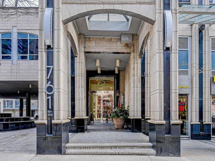 Property Photo:  761 Bay Street 3112  ON M5G 2R2 