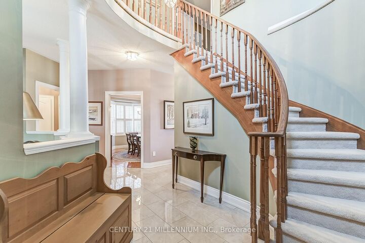 Property Photo:  6 Collingwood Avenue  ON L7A 2E5 