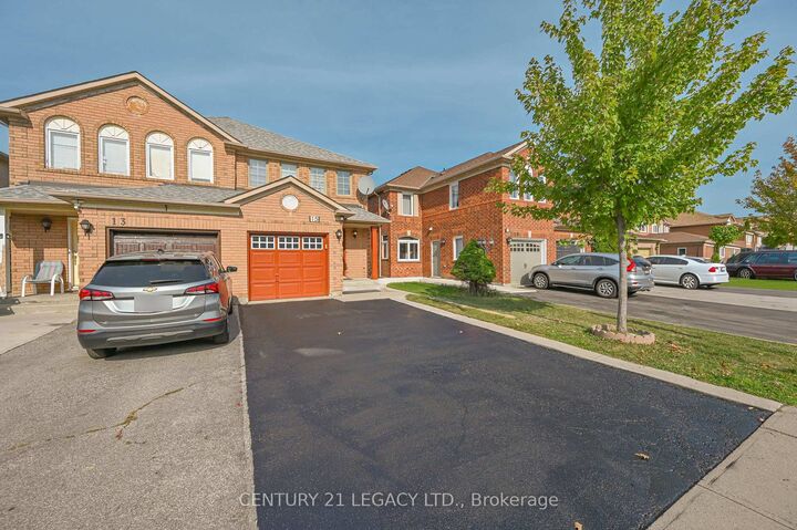 Property Photo:  15 Dusty Star Road  ON L6R 1Y5 