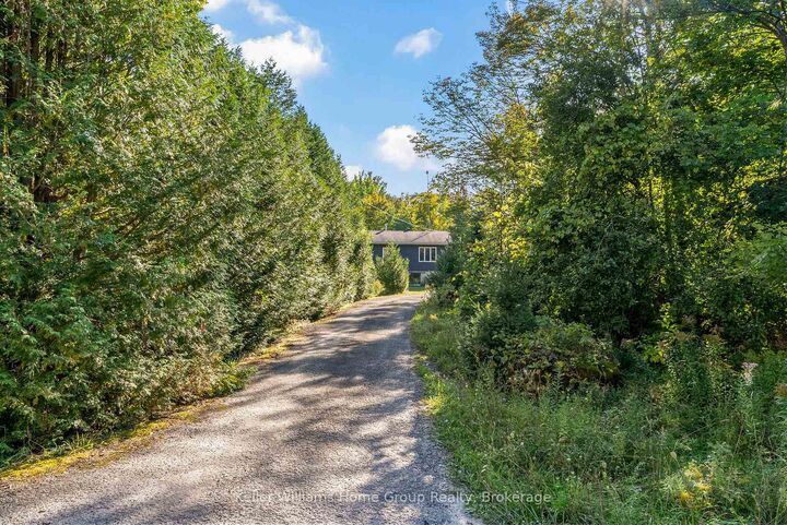 Property Photo: 125 North Diagonal Road ON N0H 2T0