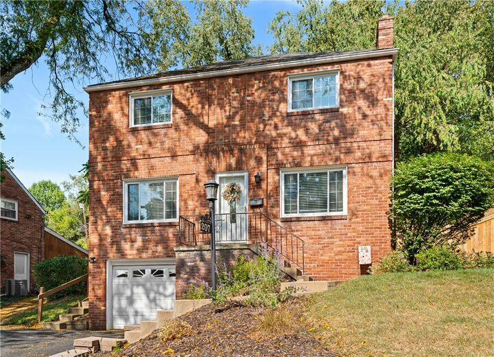 Property Photo:  207 Congress Drive  PA 15236 