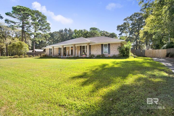 Property Photo:  611 Southern Way  AL 36527 
