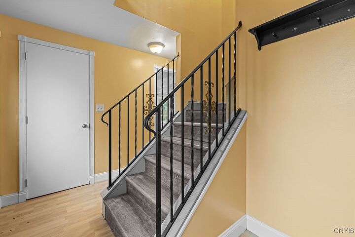Property Photo:  3059 Hayfield Lane  NY 13027 