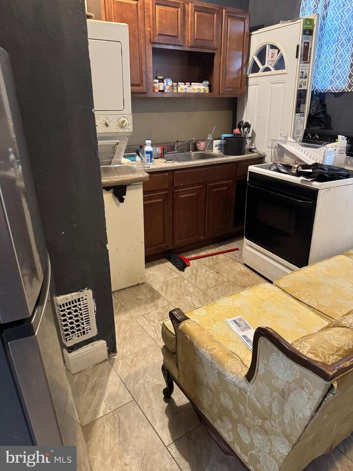 Property Photo: 124 N Dearborn Street PA 19139