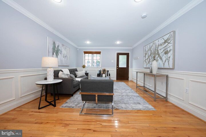 Property Photo:  2406 Catharine Street  PA 19146 