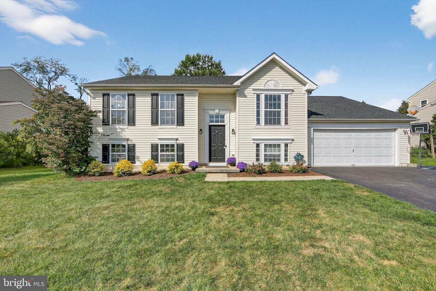 Property Photo:  223 Parkview Boulevard  PA 19475 