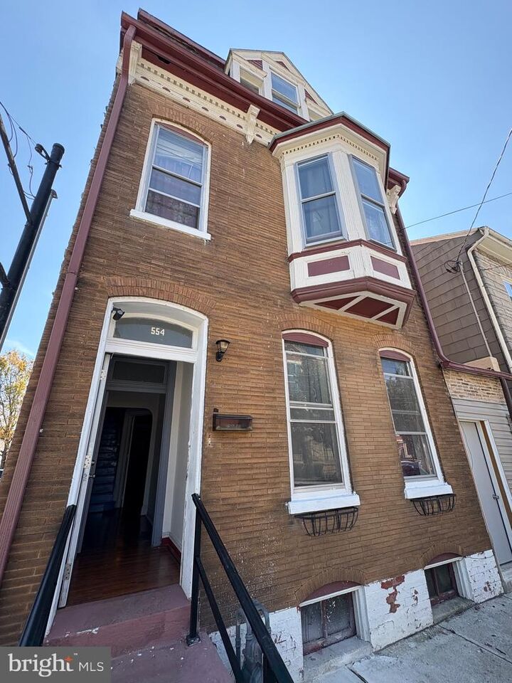 554 W King Street  York PA 17401 photo