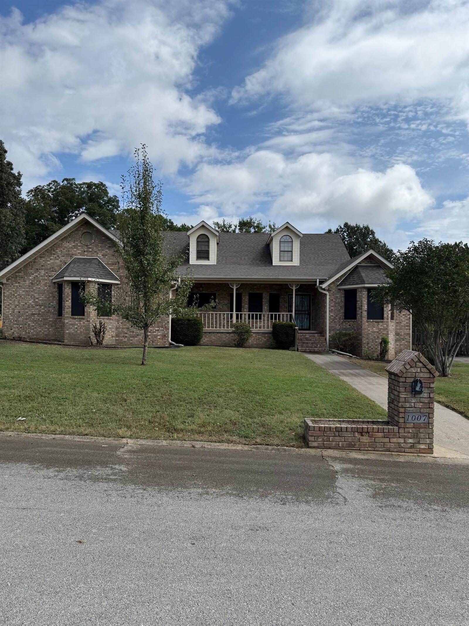 Property Photo:  1007 S 11th  AR 72450-5578 