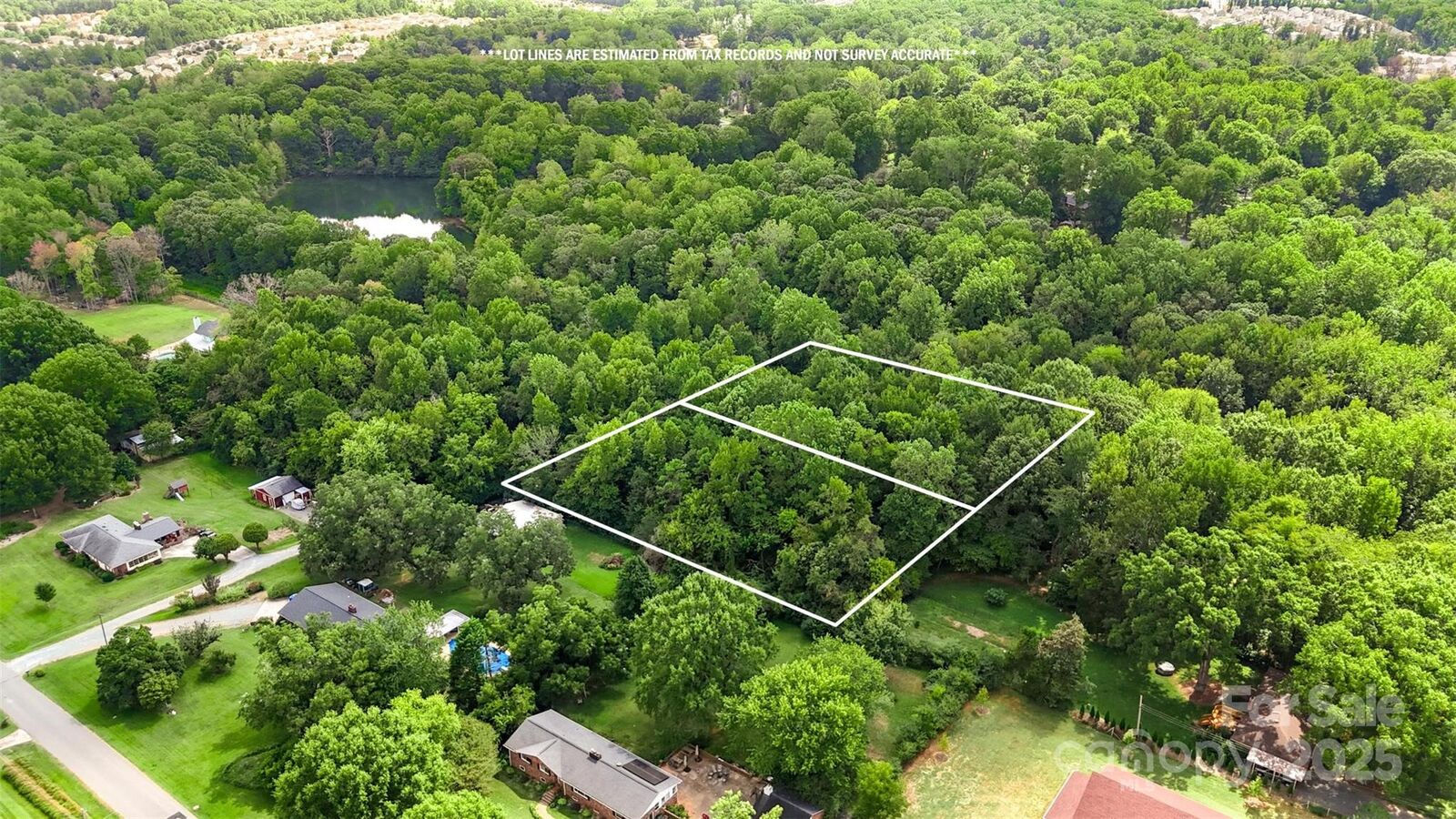 Property Photo: 8503 Tuckalake Drive NC 28215