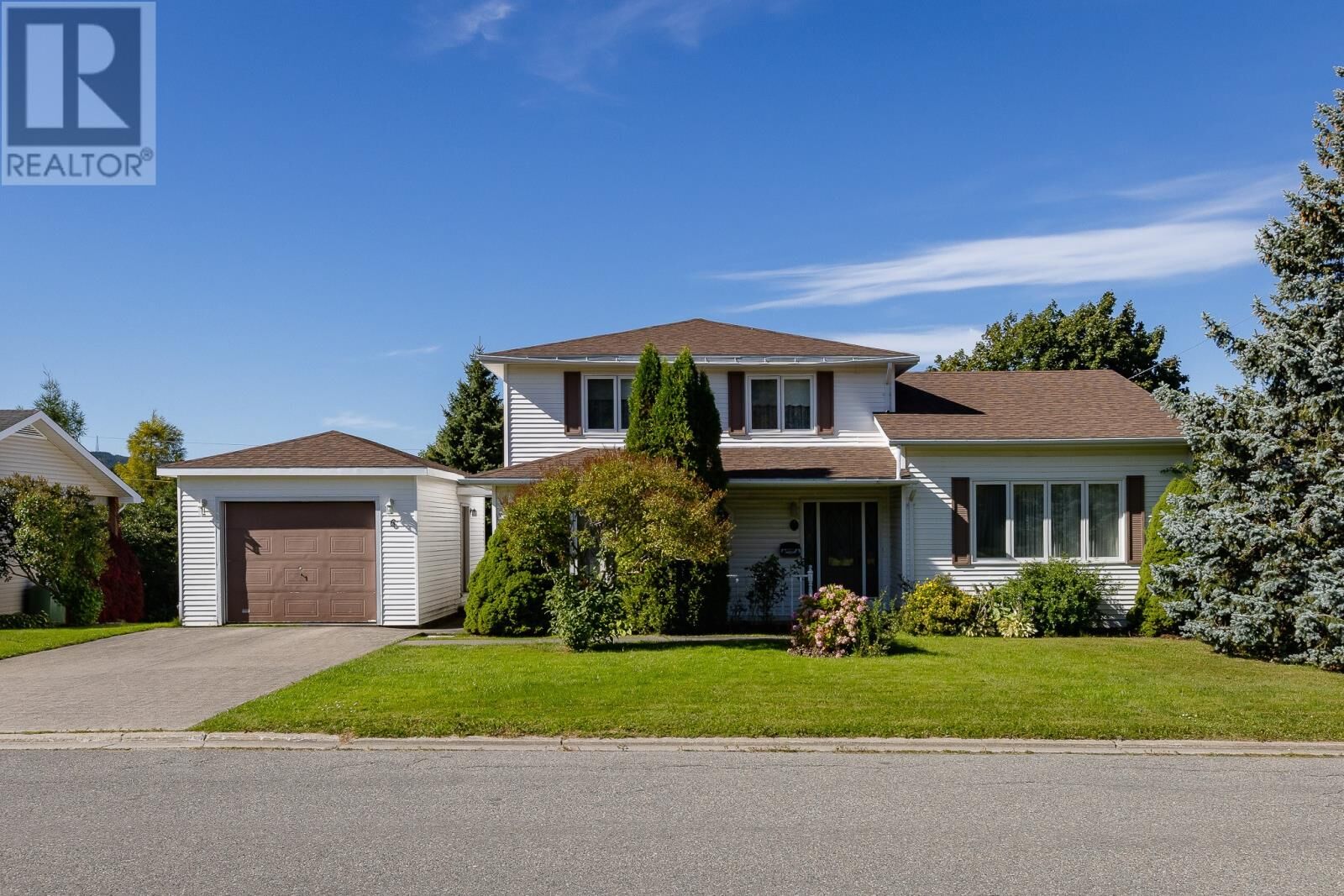 Property Photo:  6 Macgregor Place  NL A2H 7B7 