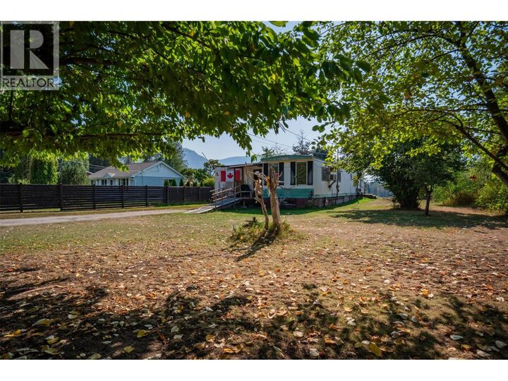 126 100th Street  Castlegar BC V1N 3C5 photo