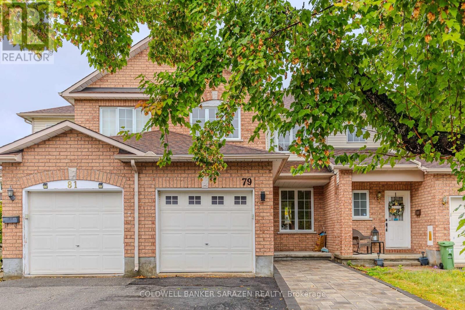 Property Photo:  79 Margrave Avenue  ON K1T 3Y1