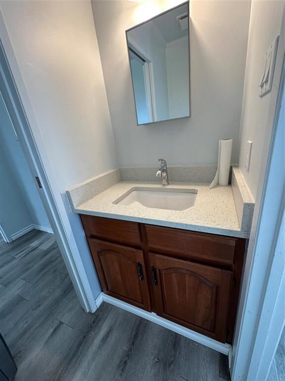 Property Photo:  230 Lindsay Street  MB R0J 1B0 