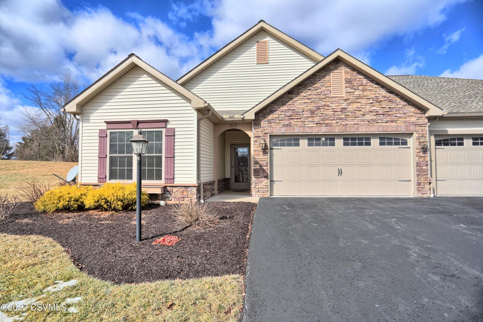 Property Photo: 143 Briarcliff Court PA 17847