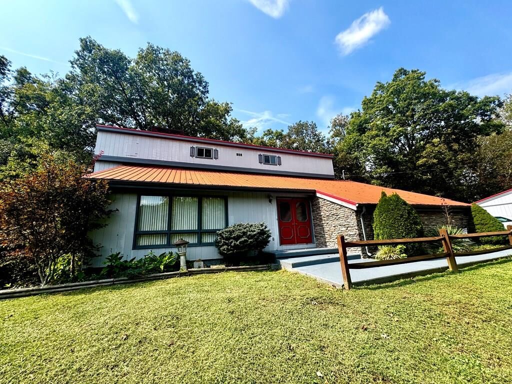 Property Photo: 164 Gibson Road KY 41858