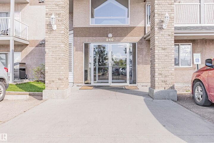 Property Photo:  240 Spruce Ridge Road 208  AB T7X 0G5 