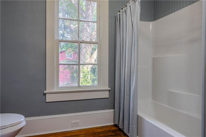 Property Photo:  601 NE W 10th Street  GA 30165 