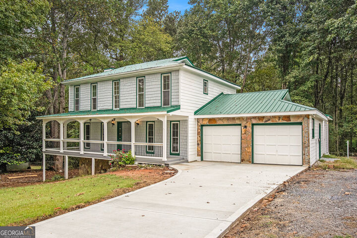Property Photo:  1133 Willow Trace  GA 30017 