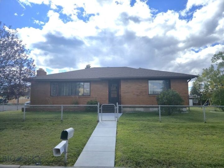 Property Photo: 2526 Locust Street MT 59701