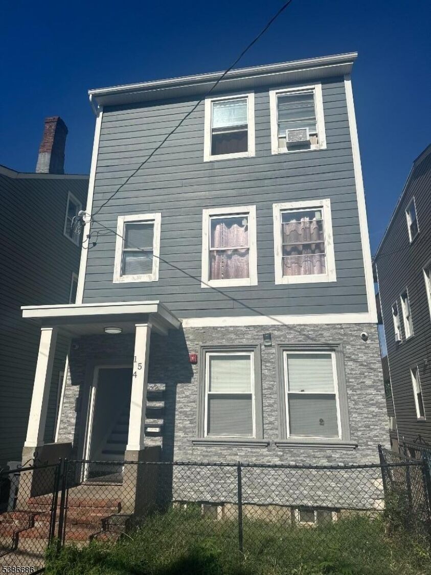 Property Photo:  154 Butler St  NJ 07524 