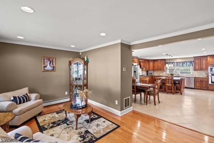 Property Photo:  35 Sherwood Rd  NJ 07033 