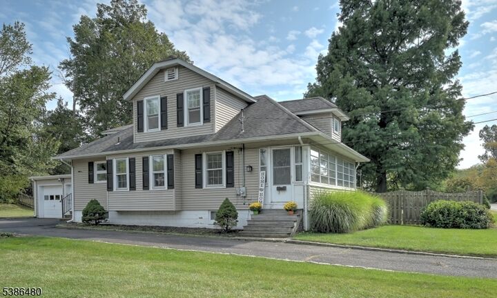 Property Photo:  161 Passaic St  NJ 07974 