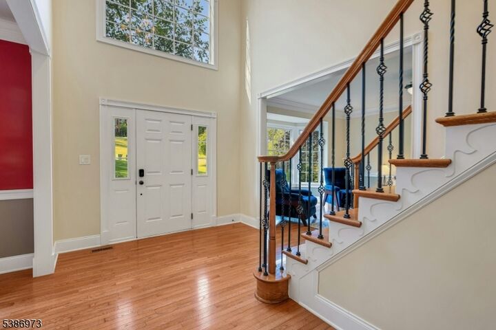 Property Photo:  33 Chancellor Way  NJ 07853 