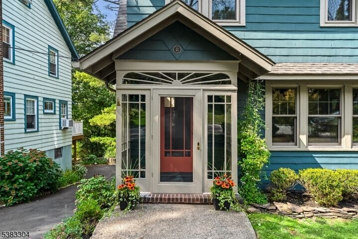 Property Photo:  11 Alden Pl  NJ 07040 