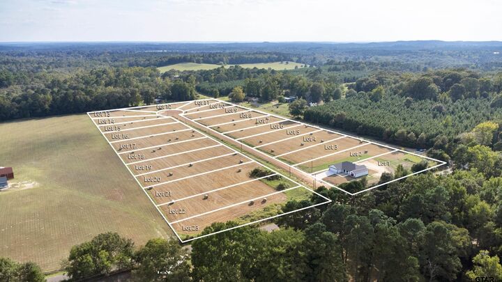 Property Photo:  843 Private Road 3168  TX 75645 