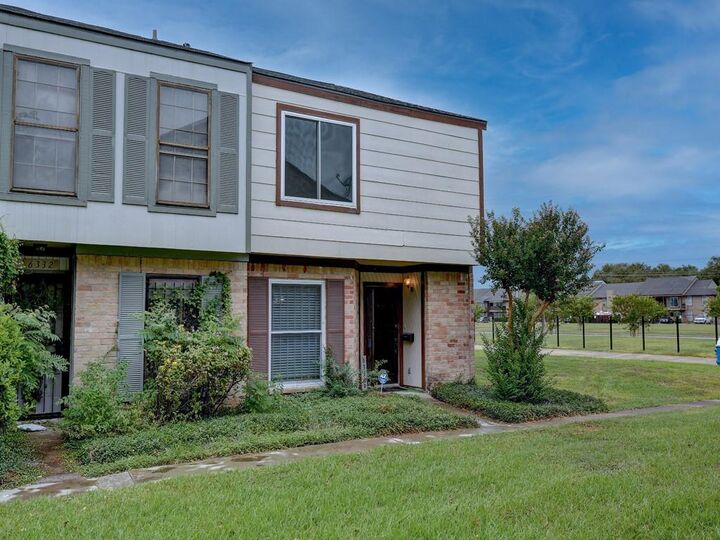 Property Photo:  6330 Creekbend Drive D  TX 77096 