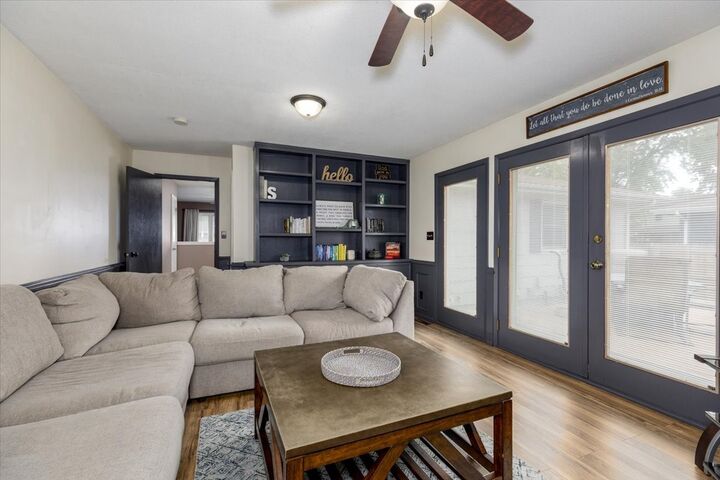 Property Photo: 314 SE Wanda Drive IA 50021