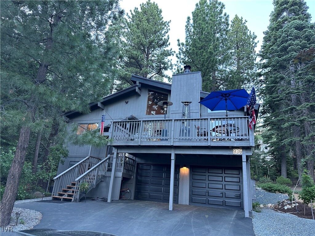 Property Photo:  936 Jennifer Street  NV 89451 
