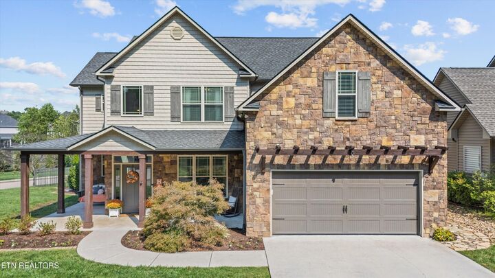 Property Photo:  1118 Front Royal Lane  TN 37922 