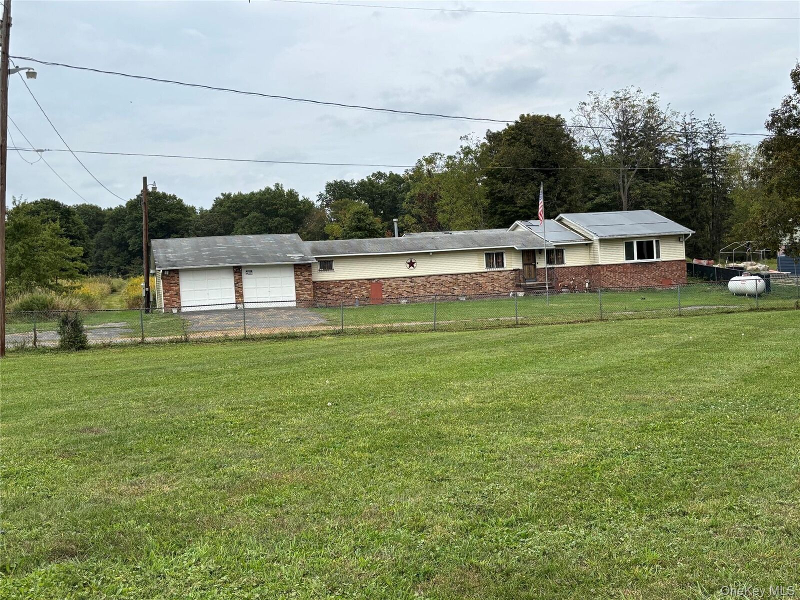 Property Photo:  6 Milo Road  NY 10940 