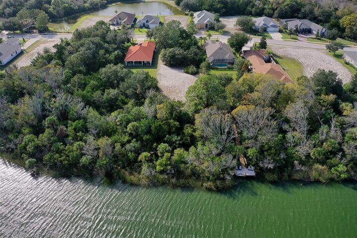 Property Photo:  40 N Lakewalk Drive  FL 32137 