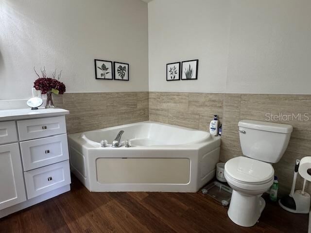 Property Photo: 513 Mirasol Circle 303 FL 34747