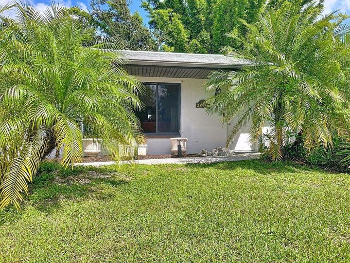 Property Photo:  28474 Coco Palm Drive  FL 33982 
