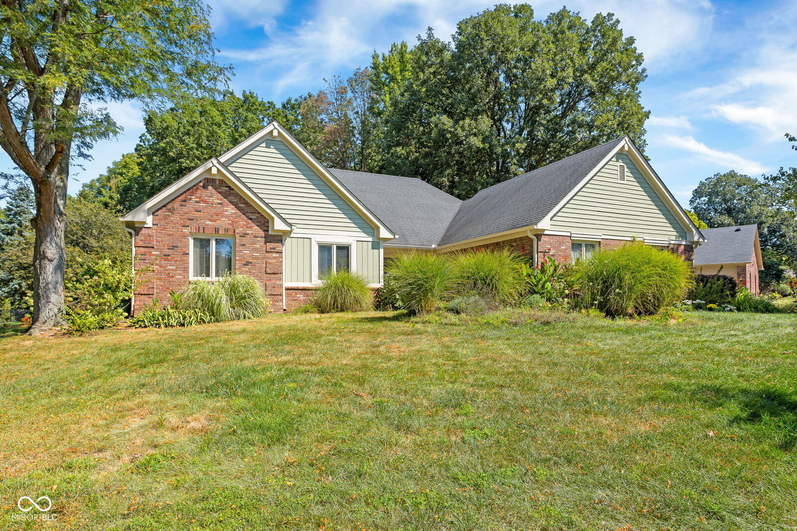 Property Photo:  6118 Deerwood Drive  IN 46143 