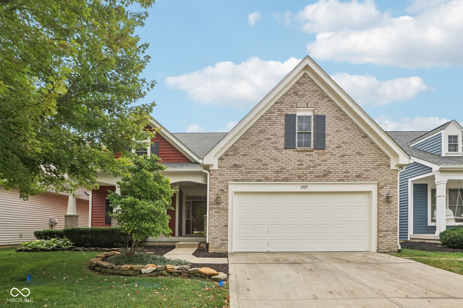 Property Photo:  1327 Annapolis Drive  IN 46074 