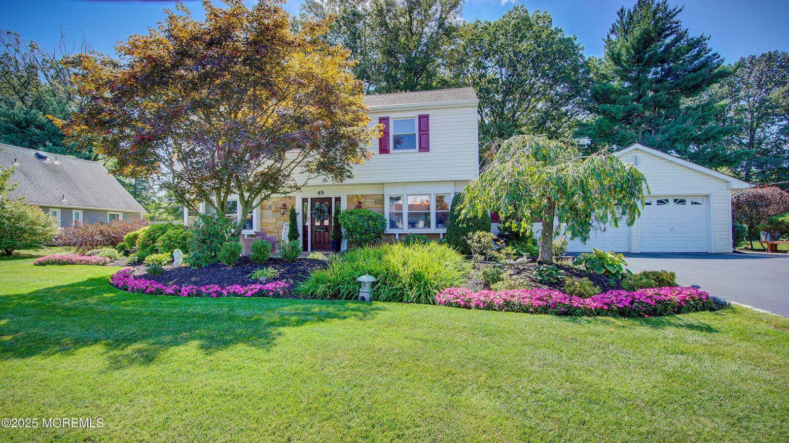 Property Photo:  45 Lakeridge Drive  NJ 08857 