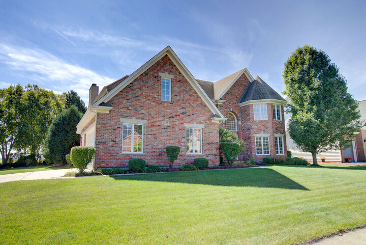 Property Photo:  25764 W Sunnymere Drive  IL 60585 