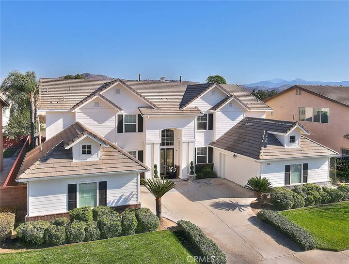 Property Photo: 11524 Trailway Dr CA 92505
