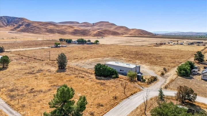 Property Photo:  485 S 8 Th Street  CA 93461 