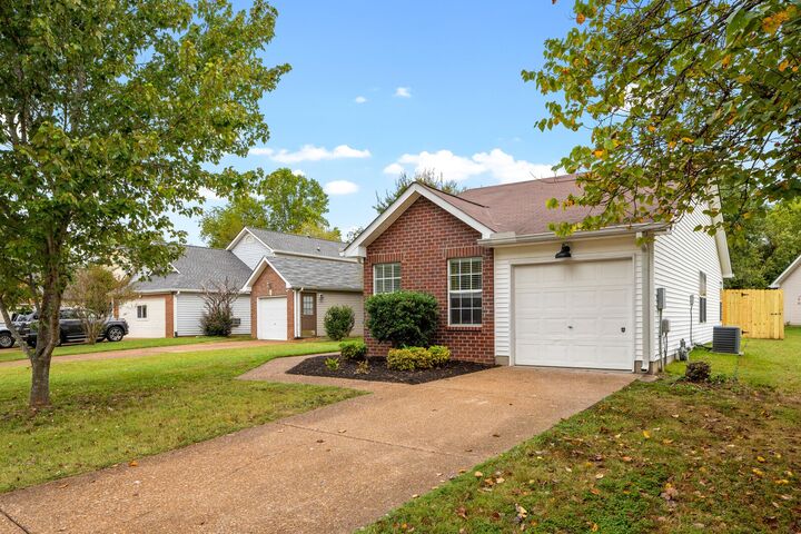 Property Photo:  2708 River Bend Dr  TN 37214 