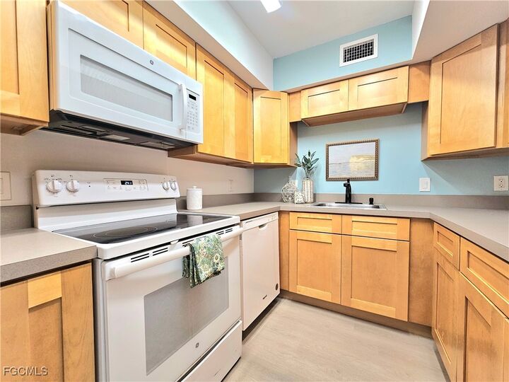 Property Photo:  21267 Gertrude Avenue 114  FL 33952 