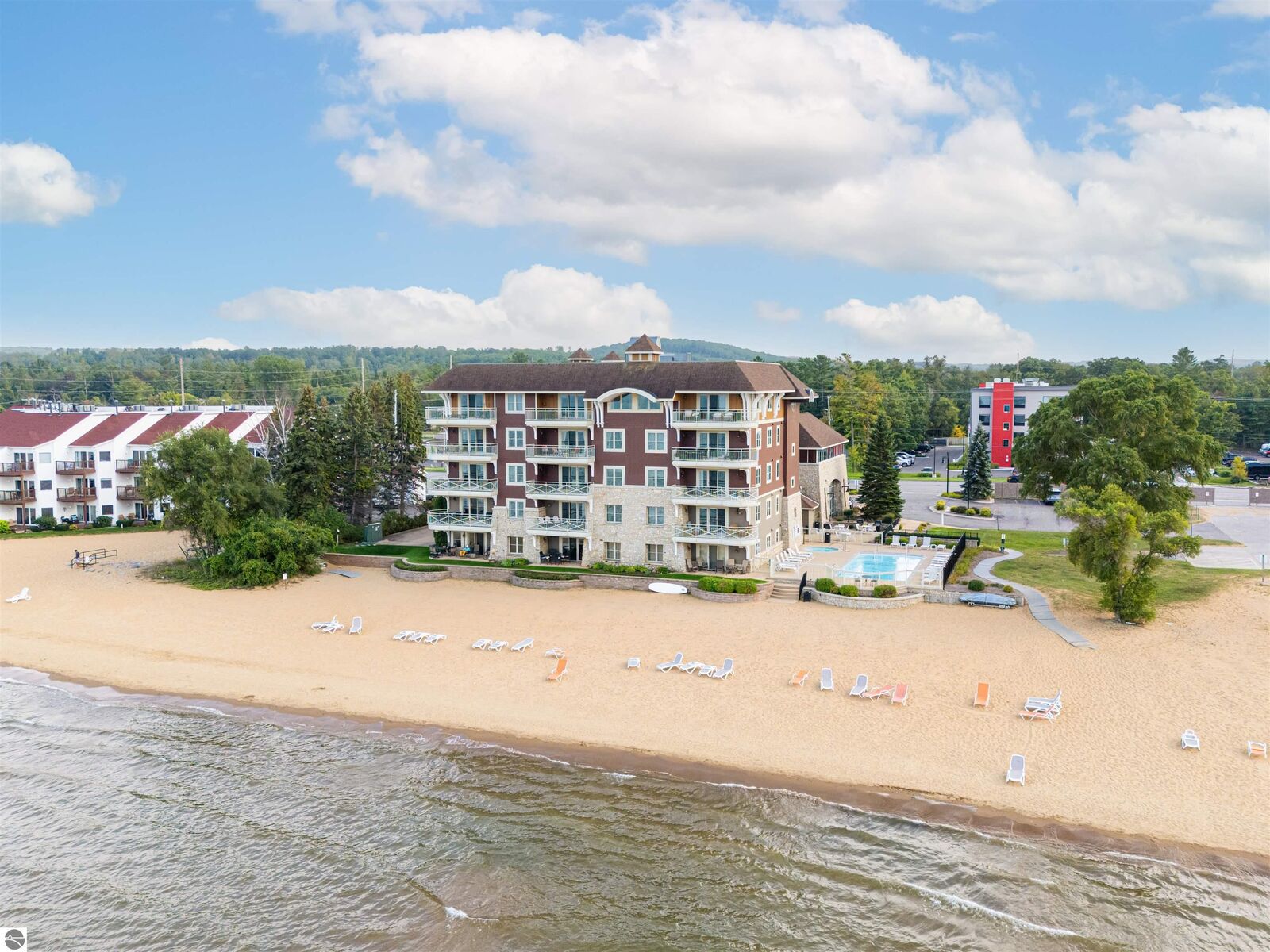 Property Photo: 1941 US-31 24 MI 49686