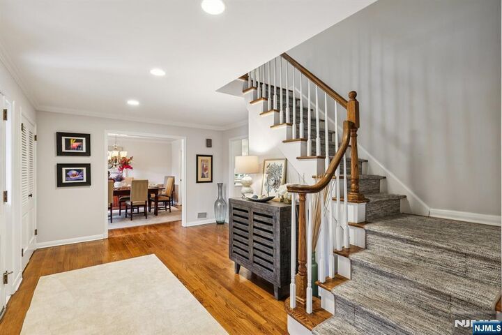 Property Photo:  10 Byron Road  NJ 07006 