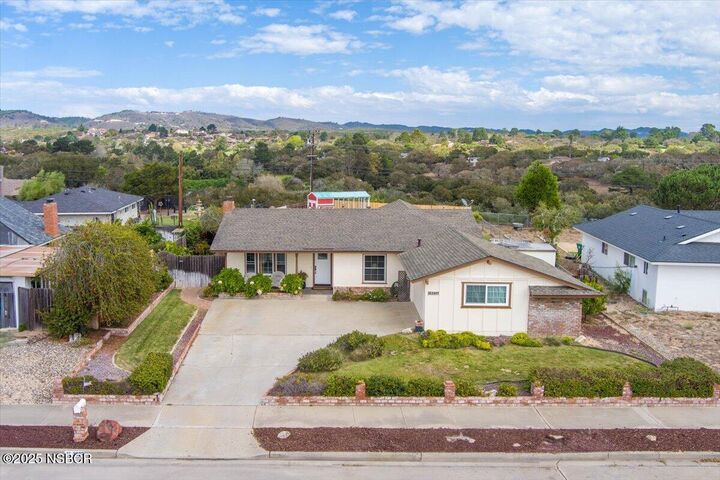 Property Photo:  3987 Agena Way  CA 93436 