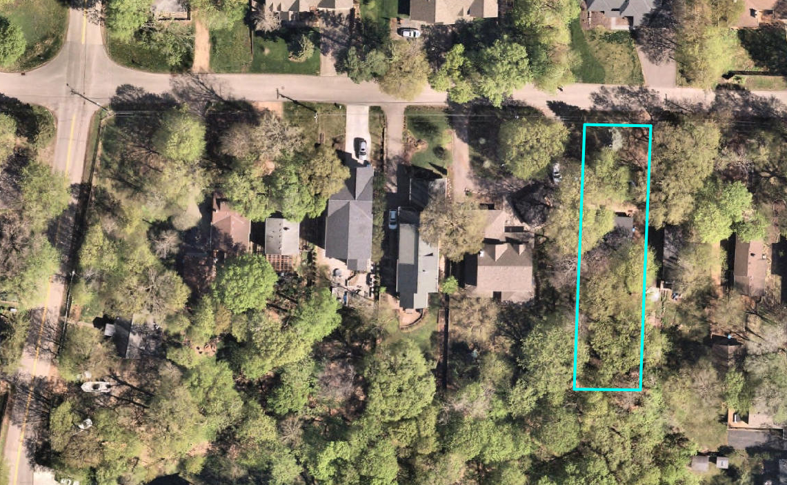 Property Photo:  18965 Lake Ave  MN 55391 